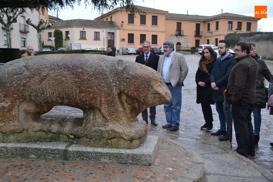 Foto 3 - Jos&eacute; Guirao anuncia que el Ministerio volver&aacute; a estudiar que Los &Aacute;guila sea subsede del Museo de ...