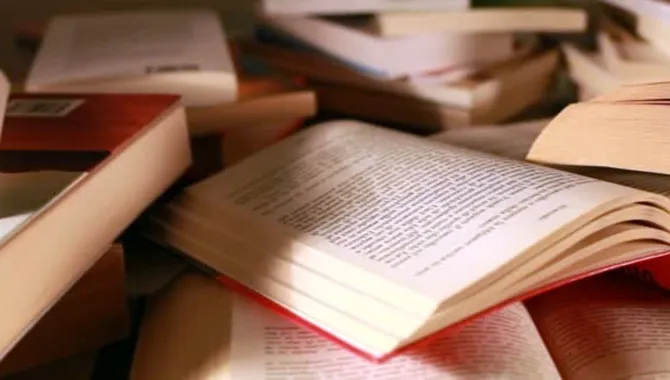 La AMPA del IES Peñaranda activa una campaña de recogida y donación de libros 