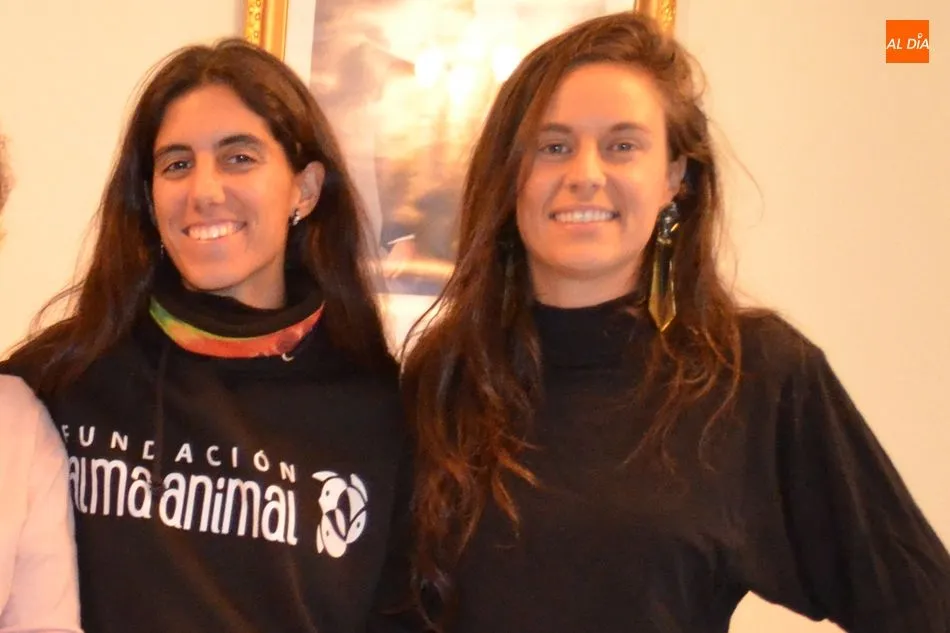 De. a d. Idaira Martín y Elena de Castro