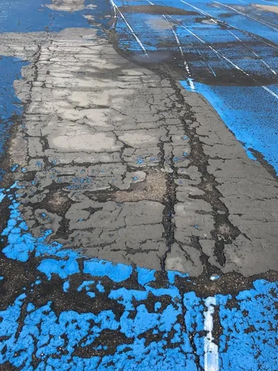 Foto 3 - El PP denuncia la situaci&oacute;n de las pistas de atletismo y acusa al Gobierno local de &ldquo;incumplir...