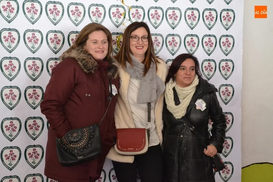Foto 11 - Emotivo encuentro de cerca de 150 antiguos alumnos del Colegio Misioneras  