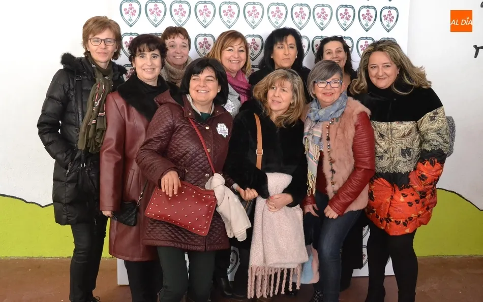 Foto 7 - Emotivo encuentro de cerca de 150 antiguos alumnos del Colegio Misioneras  