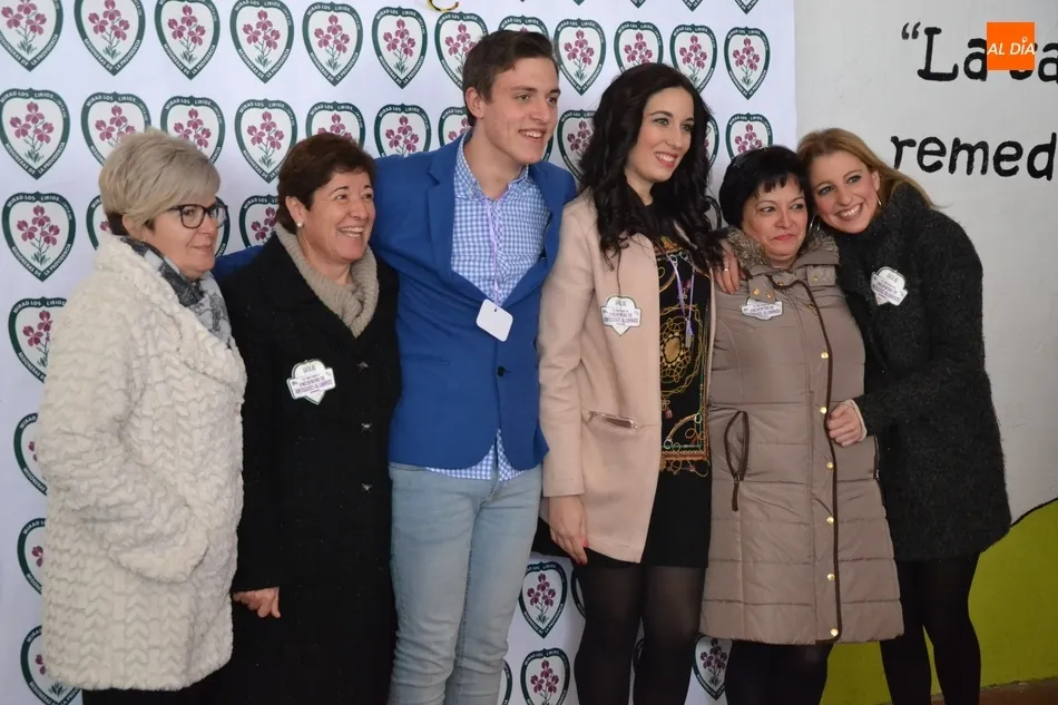 Foto 8 - Emotivo encuentro de cerca de 150 antiguos alumnos del Colegio Misioneras  
