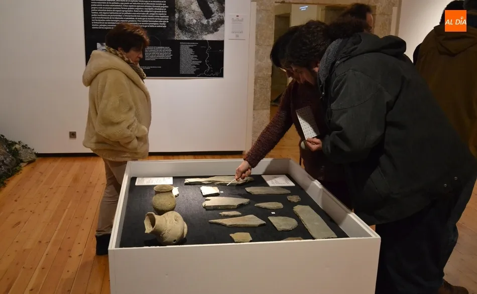Foto 3 - La exposici&oacute;n de pizarras incorpora una rara pieza llegada desde Portugal  