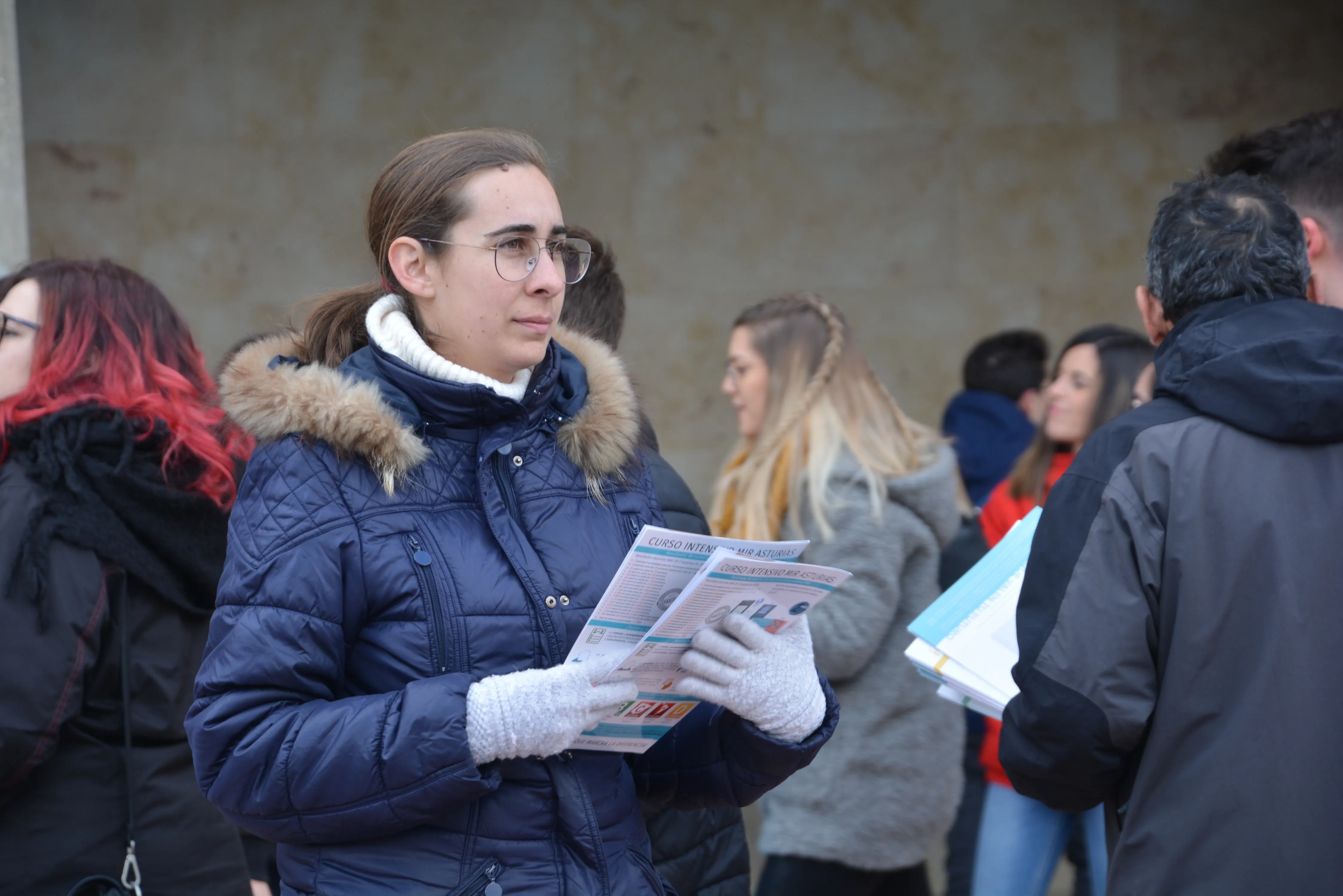 Foto 9 - M&aacute;s de mil personas realizan el MIR en Salamanca