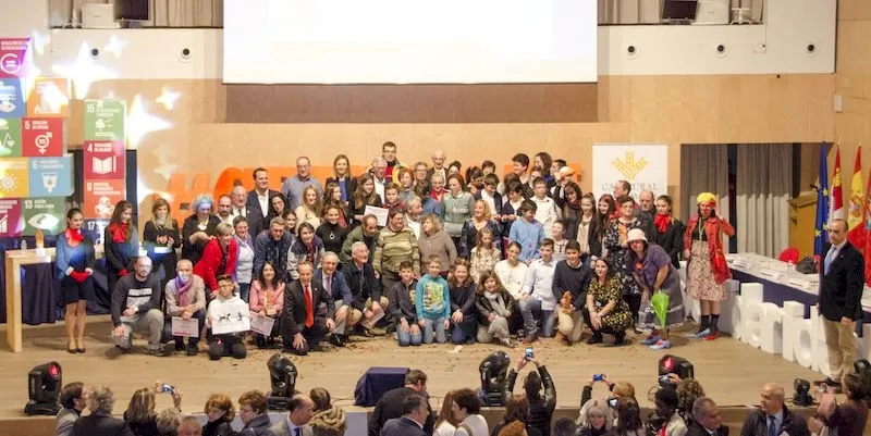 Foto 3 - Cruz Roja premia la solidaridad de los salmantinos