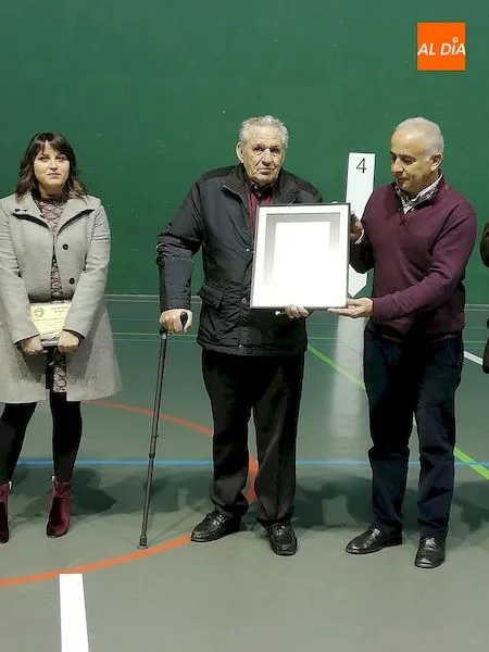 Foto 3 - El Club Palad&iacute;n rinde un merecido homenaje a Francisco Rodr&iacute;guez Garc&iacute;a