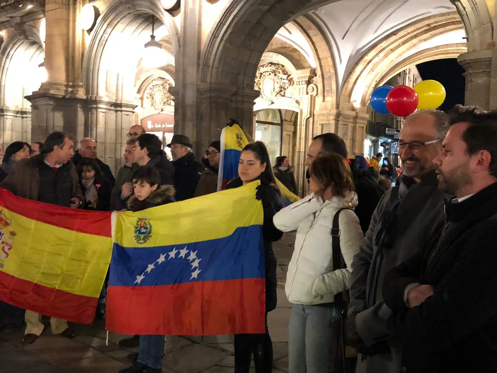 Foto 2 - Luis Fuentes&nbsp;reivindica la &ldquo;indudable legalidad democr&aacute;tica&rdquo; de Guaid&oacute; frente a la...