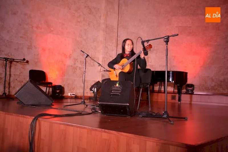 Actuación de los guitarristas chinos en el Auditorio San Blas / Lydia González