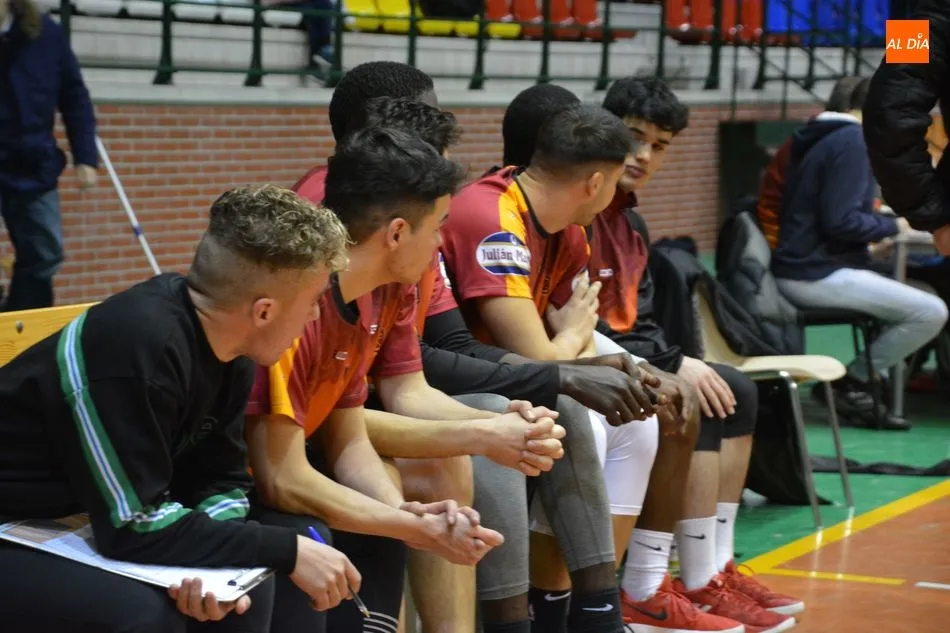 Foto 10 - El Aquimisa tambi&eacute;n puede con el KFC Culle (76-71)