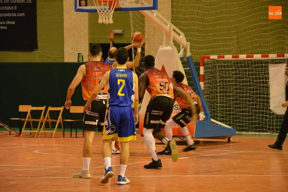 Foto 8 - El Aquimisa tambi&eacute;n puede con el KFC Culle (76-71)