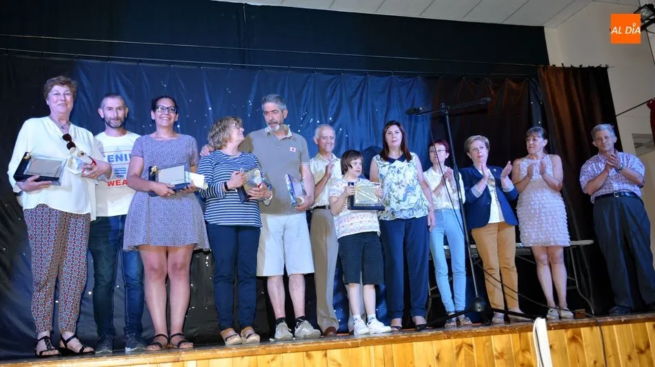 Los premiados y miembros de la organización en la clausura del certamen del 2018 / E. Corredera