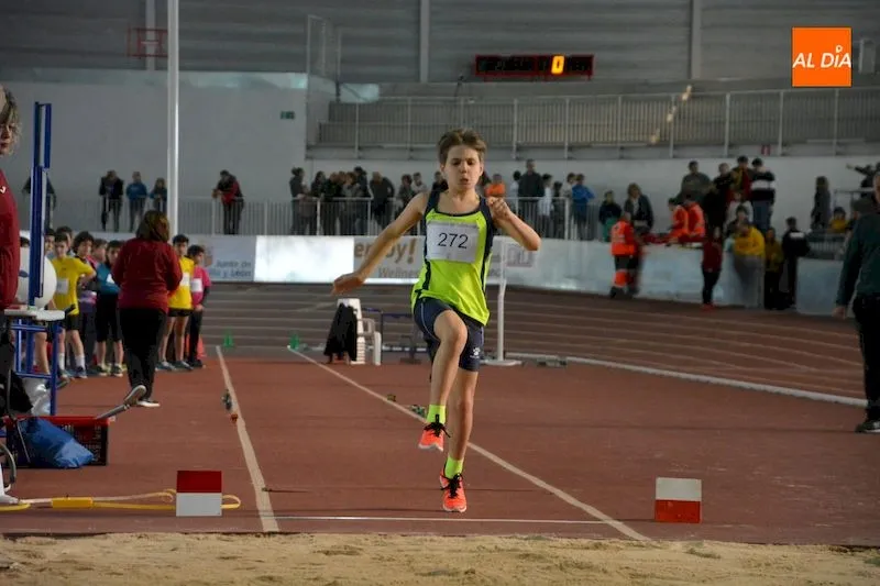 Foto 2 - Los Juegos Escolares de atletismo celebran su segunda jornada