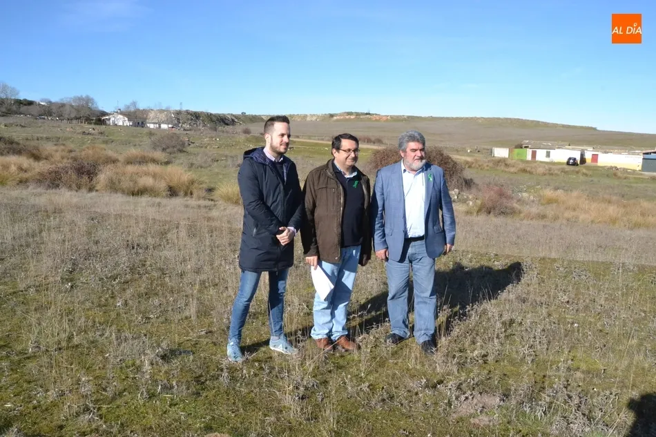 Foto 2 - La Junta confirma al PSOE que &ldquo;no est&aacute; previsto&rdquo; ejecutar el prometido Pol&iacute;gono de Las Vi&ntilde;as ...