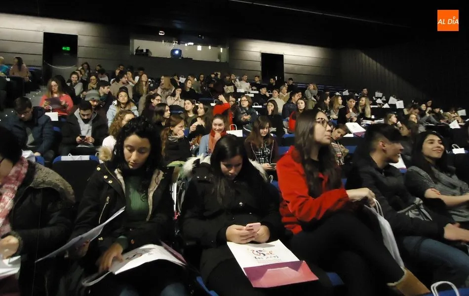 Foto 6 - La Universidad da la bienvenida a cerca de 400 estudiantes de movilidad internacional  