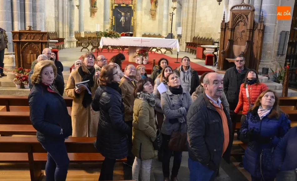 Alumnos del Centro de Nuevas Tecnologías estrenan las visitas guiadas gratuitas a la Catedral  