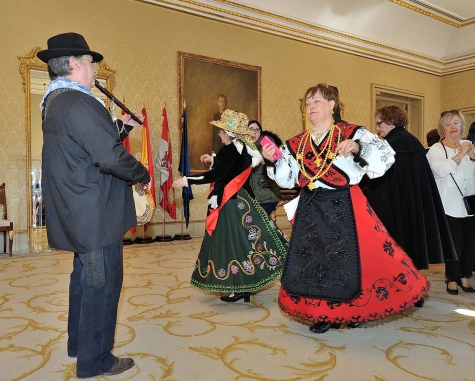 Foto 5 - El alcalde de Salamanca entrega el bast&oacute;n de mando a las &aacute;guedas