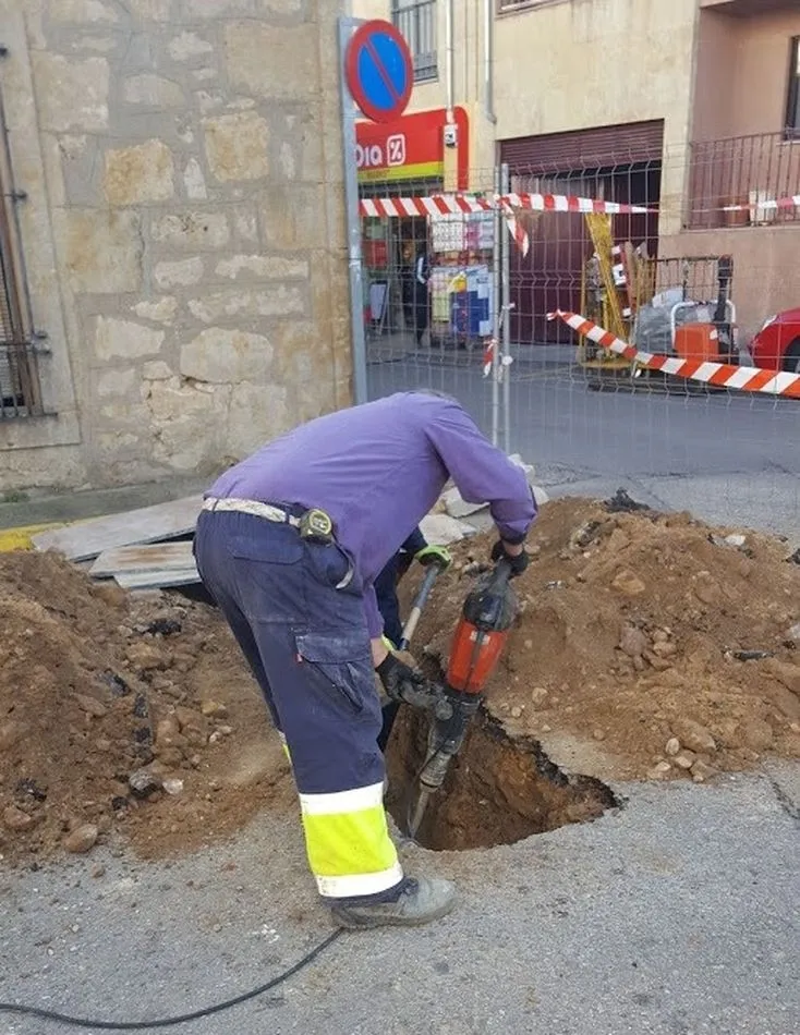 Foto 2 - Comienza la segunda fase de la urbanizaci&oacute;n de las calles Iglesia y Santa Ana de Villamayor