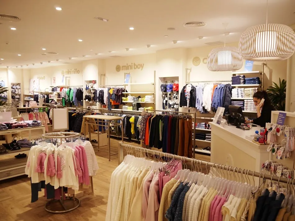 Foto 4 - Nueva tienda Mayoral en el Centro Comercial El Tormes  