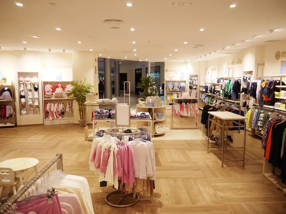 Foto 3 - Nueva tienda Mayoral en el Centro Comercial El Tormes  