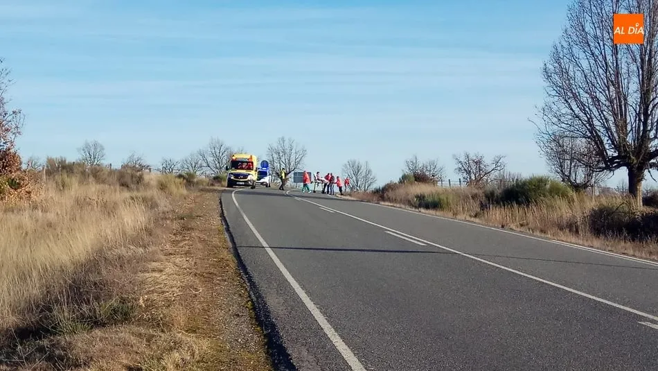 Foto 2 - Un joven resulta herido tras cortarse en una pierna con una motosierra en La Pe&ntilde;a  