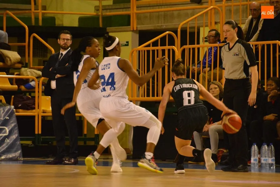 Foto 9 - Perfumer&iacute;as Avenida se permite seguir so&ntilde;ando tras ganar en la pr&oacute;rroga (78-75)