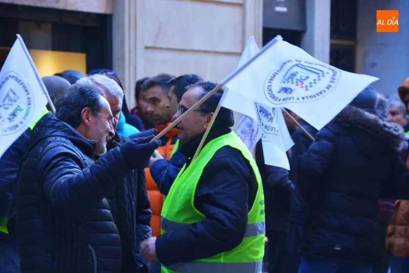 Foto 4 - Los agentes de la Polic&iacute;a Local vuelven a las protestas
