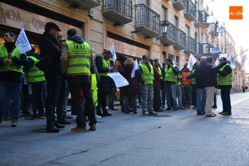 Foto 2 - Los agentes de la Polic&iacute;a Local vuelven a las protestas