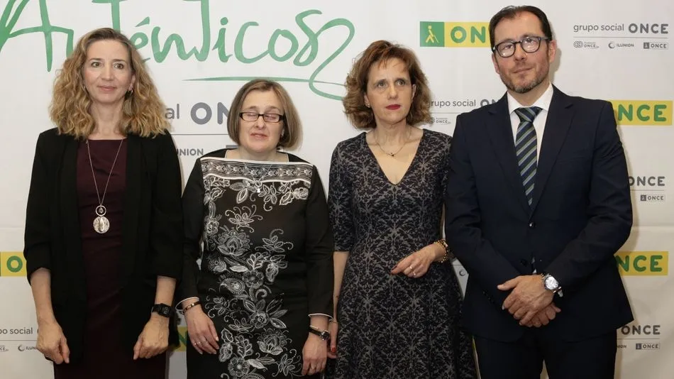 Rosa Mª Rubio Lázaro, nueva presidenta del Consejo Territorial de la ONCE en Castilla y León, e Ismael Pérez Blanco renueva como delegado Territorial, junto a Alicía García, consejera de Familia e Igualdad de Oportunidades