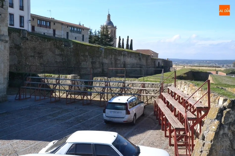 Foto 5 - El Registro empieza a perder aparcamientos a la par que se abre el Puente de Aris  