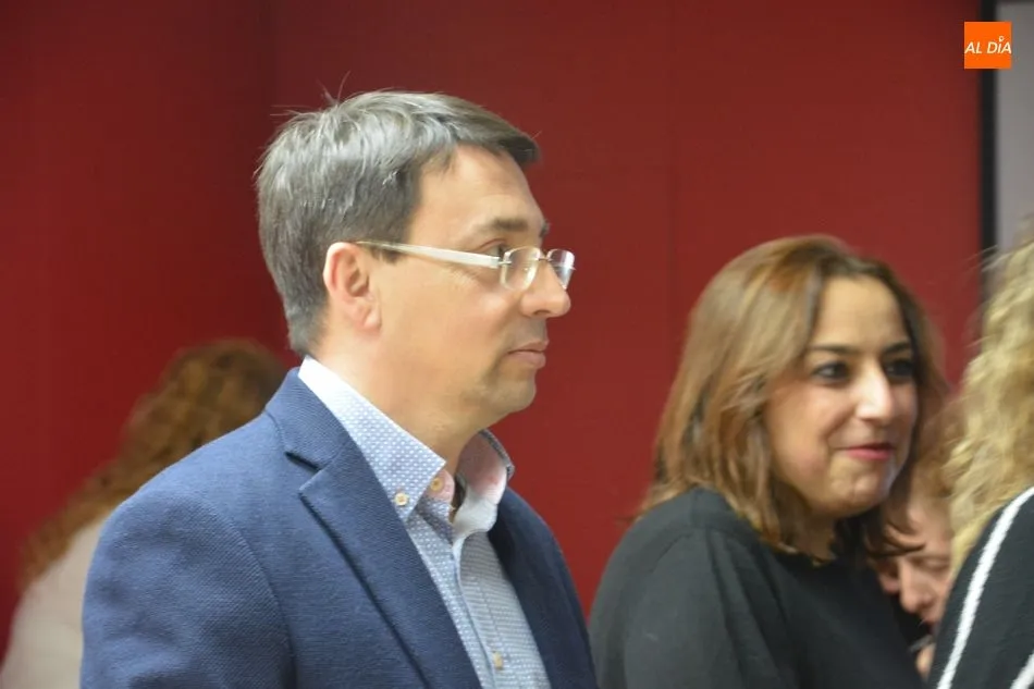 Foto 6 - El Partido Socialista tributa en emotivo homenaje a Pepita Mena