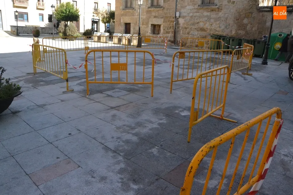 Foto 6 - La Plazuela del Conde ampl&iacute;a su iluminaci&oacute;n con la incorporaci&oacute;n de dos farolas  