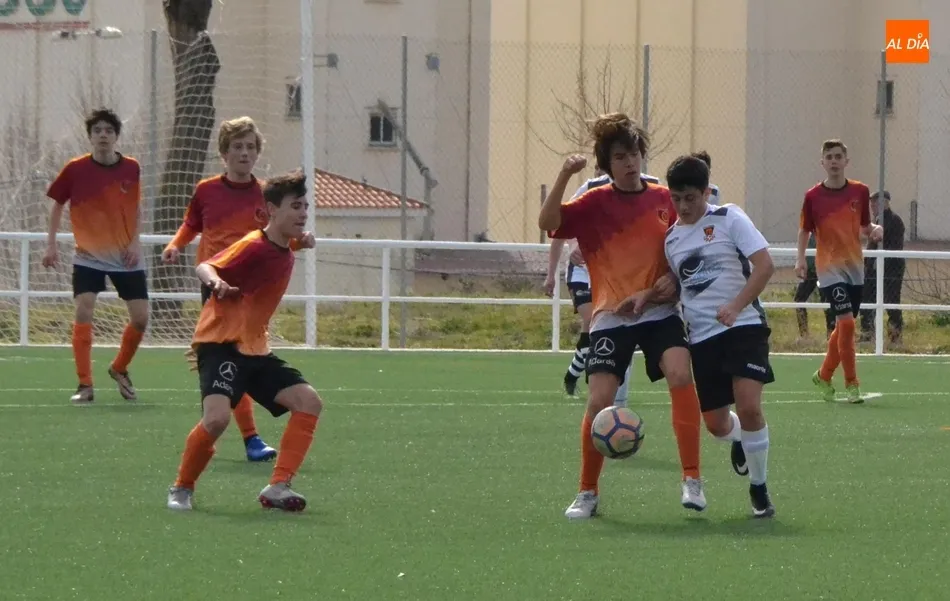 Foto 10 - [M 9|10 FEB] El Cadete del Ciudad Rodrigo empata ante el Carbajosa pese a la plaga de bajas  