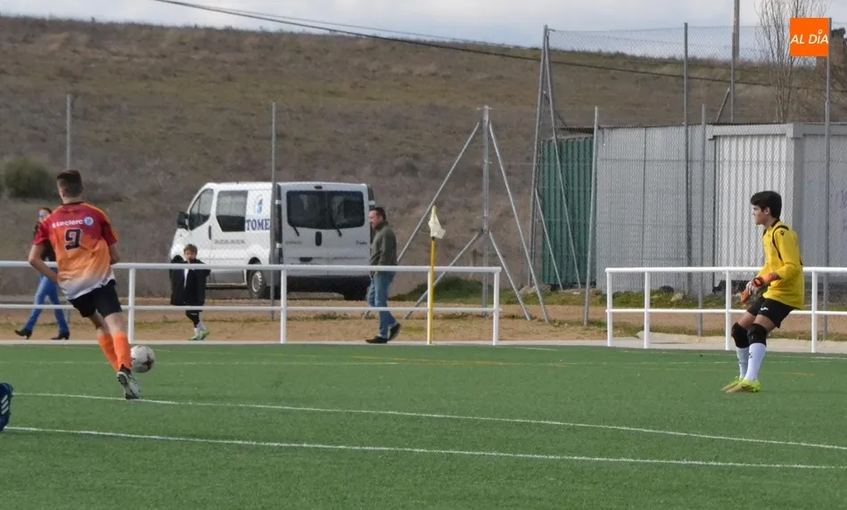 Foto 6 - [M 9|10 FEB] El Cadete del Ciudad Rodrigo empata ante el Carbajosa pese a la plaga de bajas  