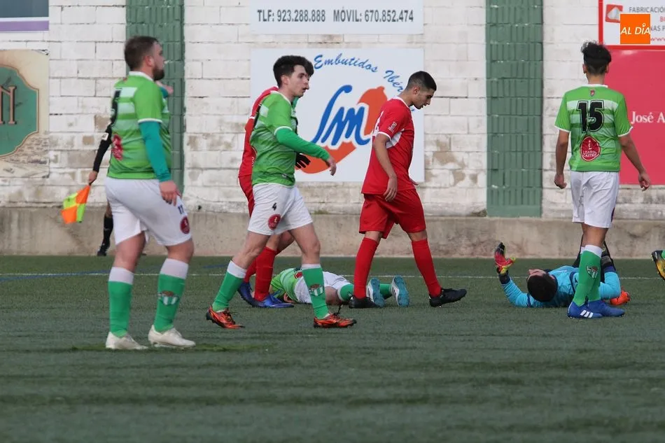 Foto 2 - El Navega doblega al Guijuelo &lsquo;B&rsquo; en el Municipal (0-2)