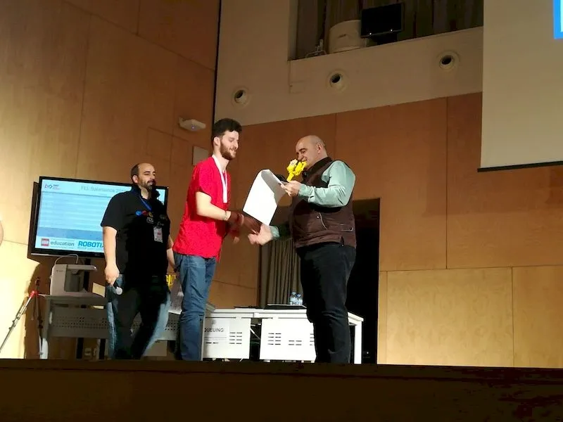 Foto 2 - Gran participaci&oacute;n y mucha emoci&oacute;n en una nueva edici&oacute;n de la First Lego League