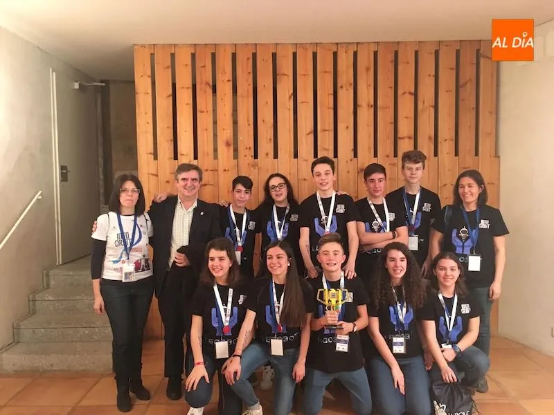 Foto 10 - Los alumnos del San Juan Bosco obtienen el primer puesto en el First Lego League