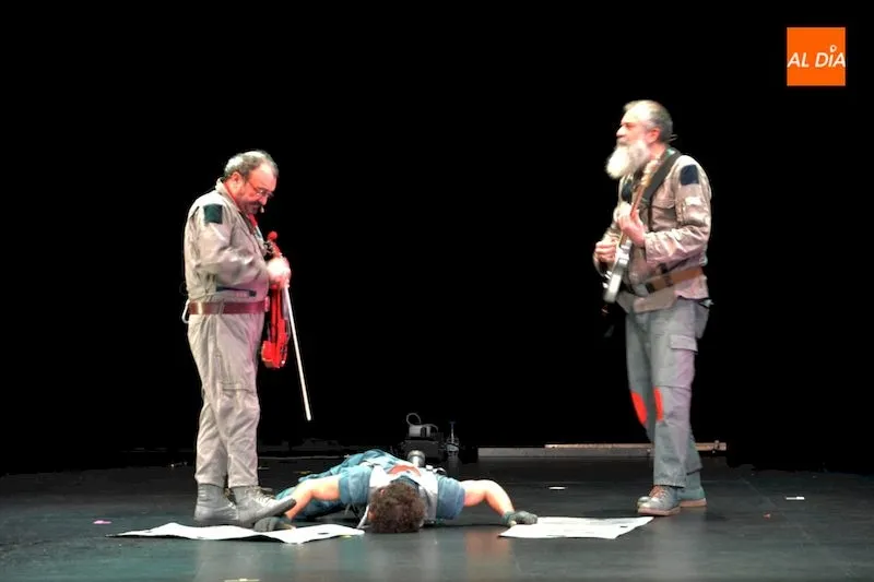 Momento de la representación / Lydia González