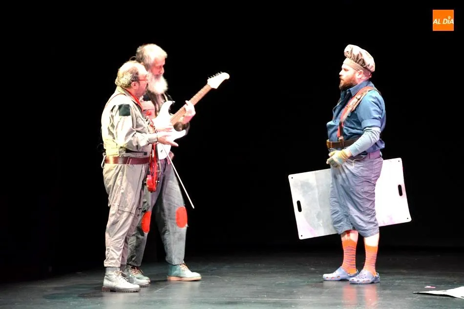 Foto 10 - El Viaje de Ulises sumerge al Teatro Liceo en una historia de aventuras