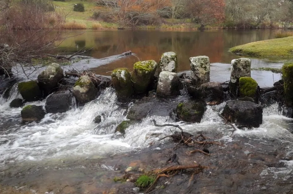 Foto 5 - El grupo de senderismo Masqueandar conoce los bellos rincones del valle del Yeltes  