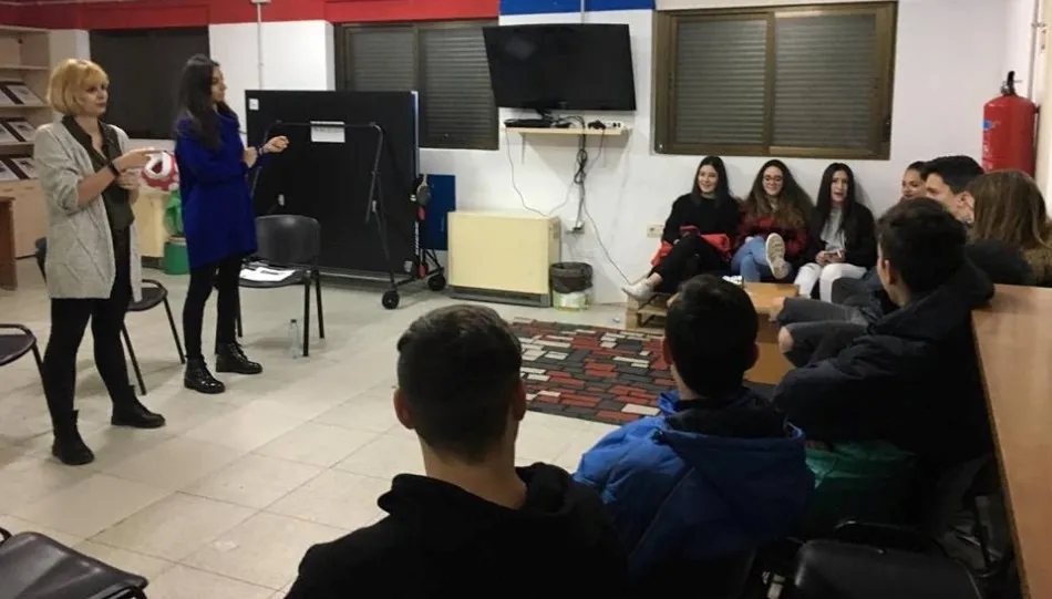 En la primera sesión, entre otros temas, se abordaron los mitos del amor romántico