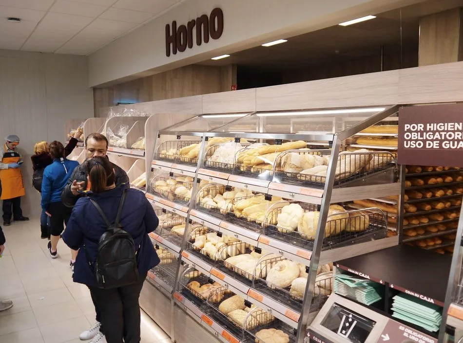 Foto 10 - Mercadona reabre su supermercado del Centro Comercial El Tormes  