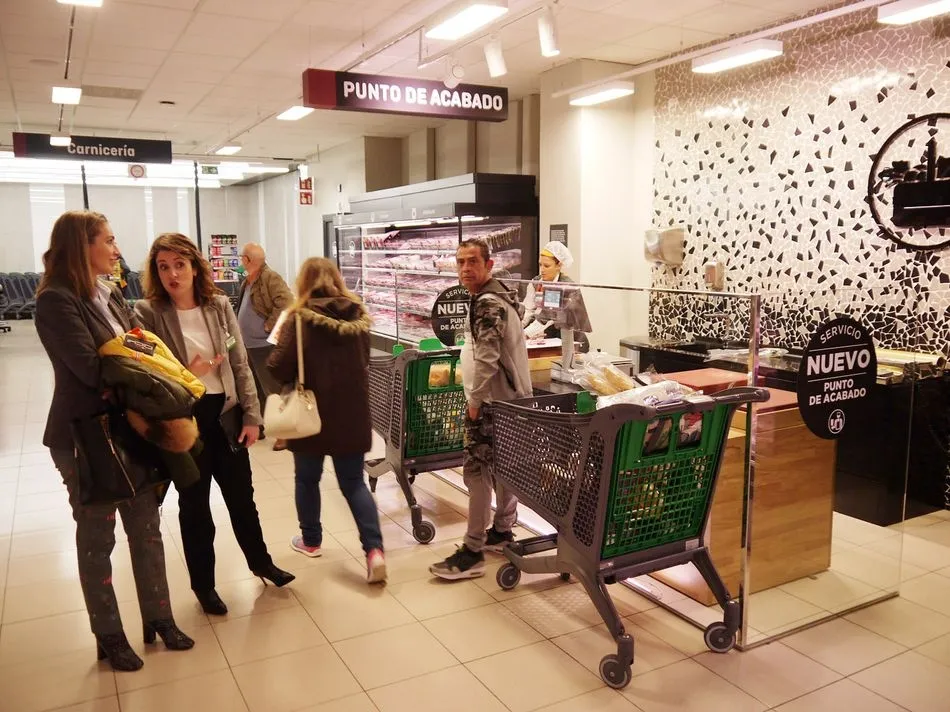 Foto 8 - Mercadona reabre su supermercado del Centro Comercial El Tormes  