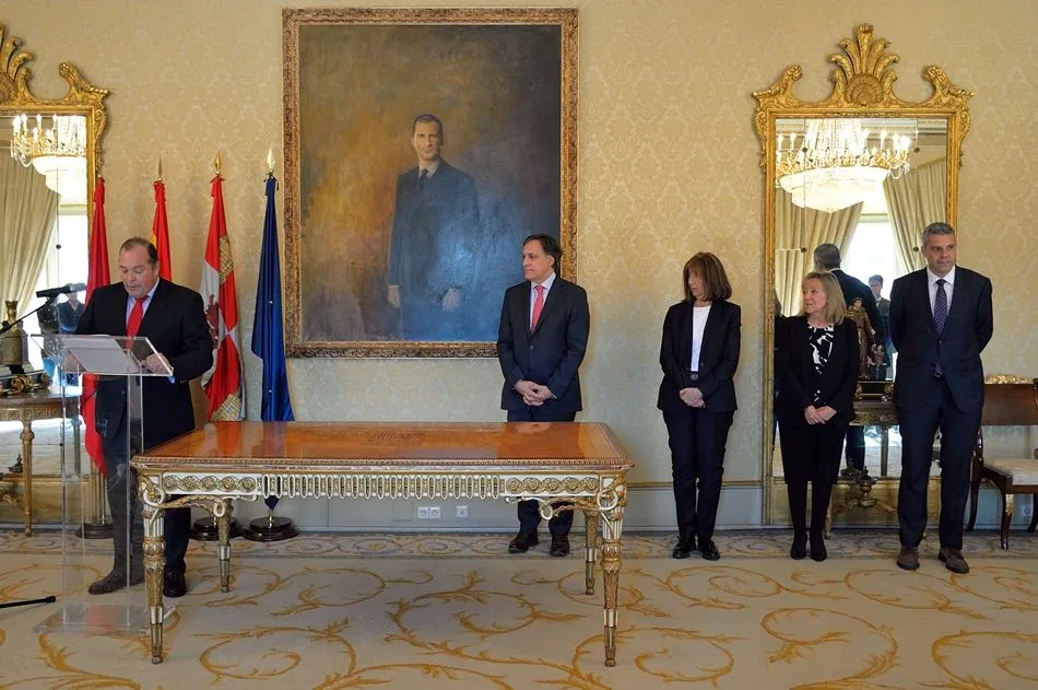 Foto 6 - &ldquo;Todos mis esfuerzos, empe&ntilde;o y desvelos estar&aacute;n encaminados a mejorar la vida de los...