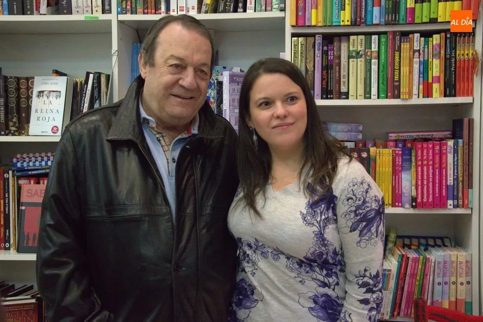 Foto 3 - La salmantina Mar Cabezas presenta su primera novela &lsquo;Ophelia & Romeo&rsquo;  
