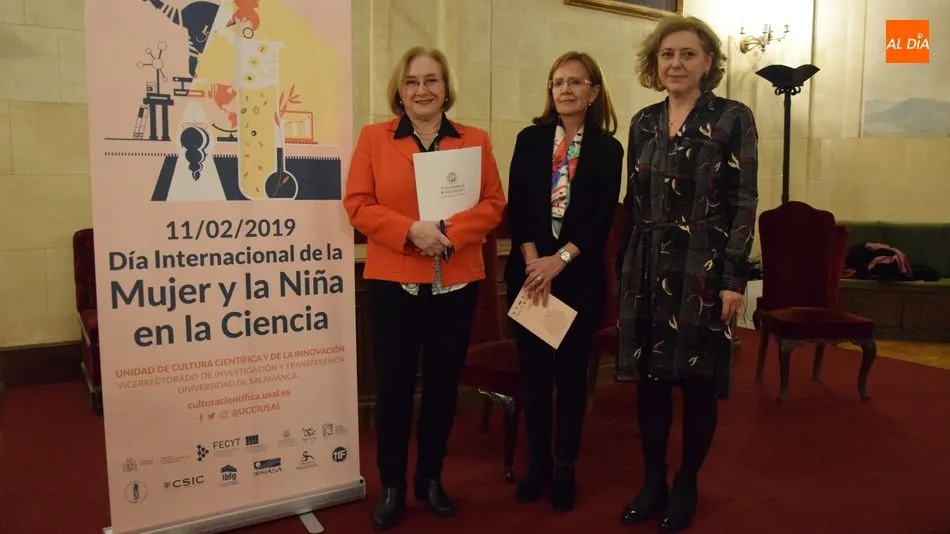 Purificación Galindo, izquierda, junto a Mar Abad y Asunción Bernárdez. Foto: Eva Fernández