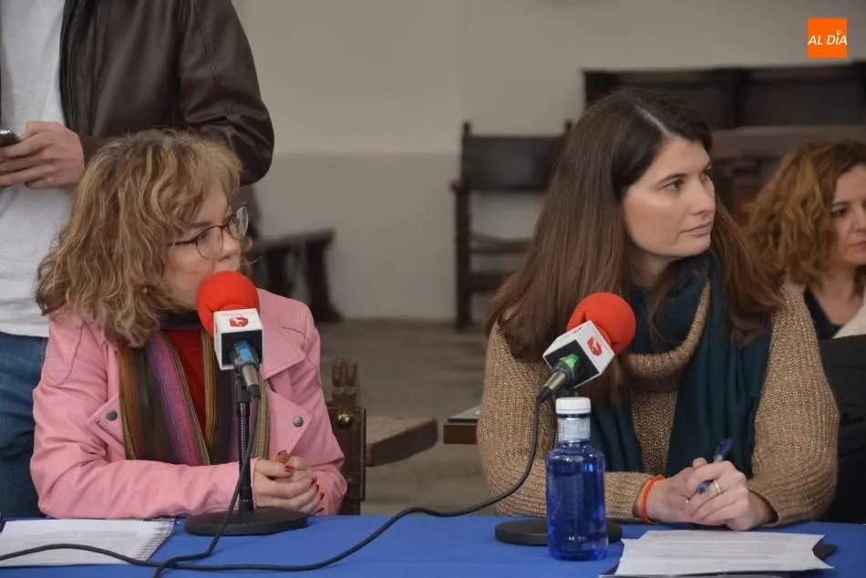 Foto 5 - La USAL emite un programa&nbsp;desde la Capilla de Fonseca con motivo del D&iacute;a Mundial de la Radio  