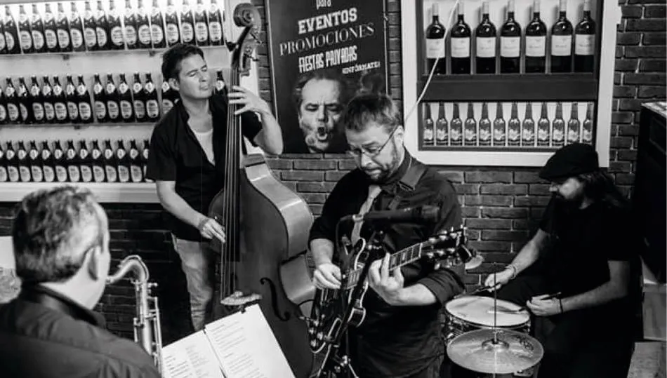 Flamingo Swing ofrecerá elegantes versiones de los grandes maestros, para bailar como antes