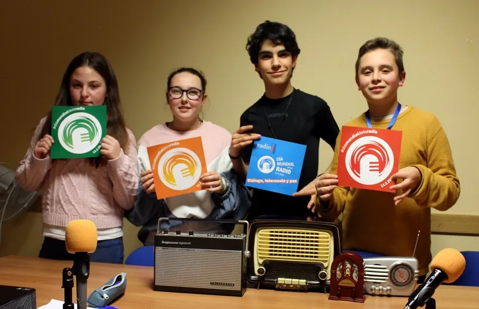 Foto 3 - Radio i y El Puente Radio celebran el D&iacute;a Mundial de la Radio  