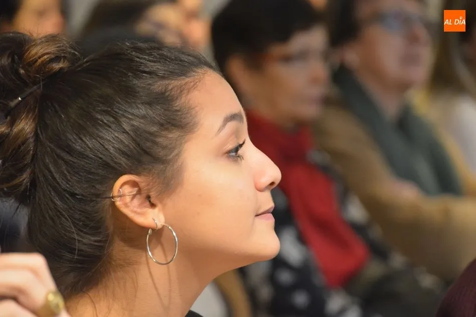 Foto 10 - El Colectivo Feministas Trece Rosas invita a la reflexi&oacute;n sobre los mitos del amor rom&aacute;ntico  